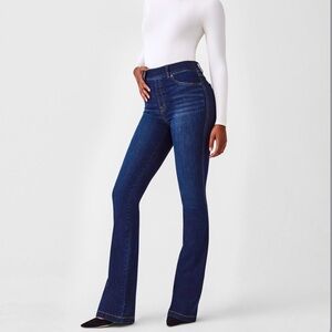 👖🌙 NWT SPANX High Waist Everywear Flare Jeans - Size Large - Midnight Shade 👖🌙